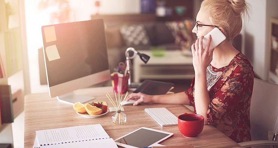Télétravail: Le bon équipement pour travailler de chez soi Télétravail: Le bon équipement pour travailler de chez soi
